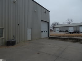 30077118