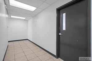 30080572