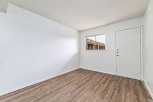 30082375