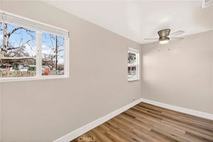 32901602