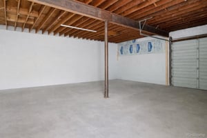 30093722