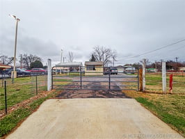 30095822
