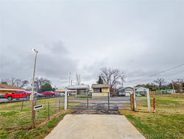 30095837