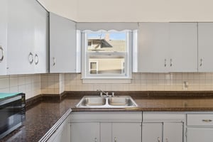 30098029