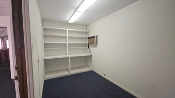 30098985