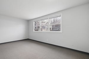 30103116