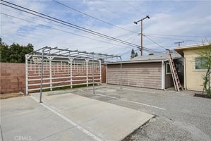 31588383