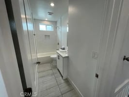 32209708