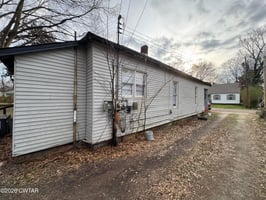 30578422