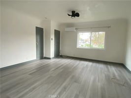 30608242
