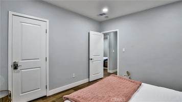 31741855