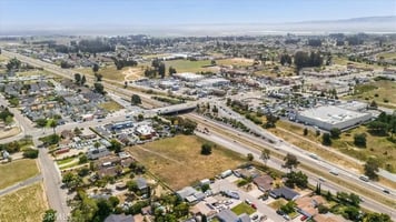 30620539