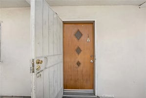 31697605