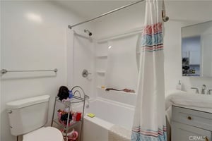 31893049