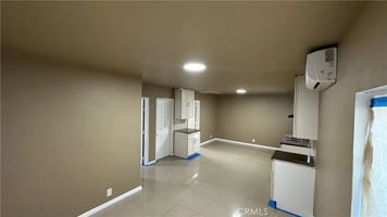 31565208