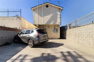 30784922
