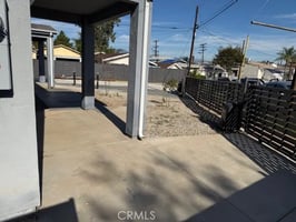 31831205