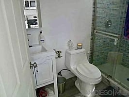 30795321