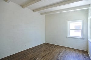 32983211