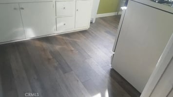 31718347