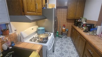 31609227