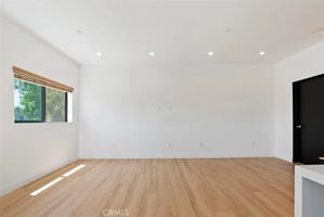 31378293