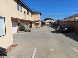 30961600