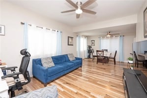 31609770