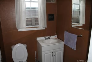 31782092