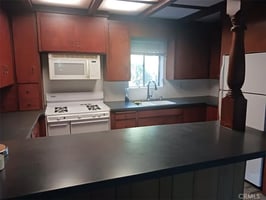 30852290
