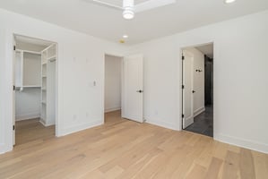 30857604