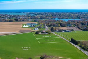 32385725