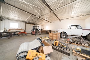 30880516