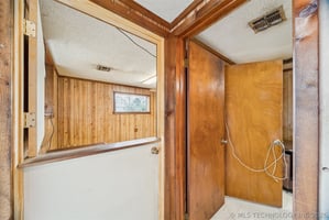 30891518