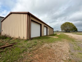 30900558