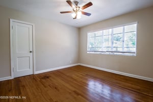 31630432