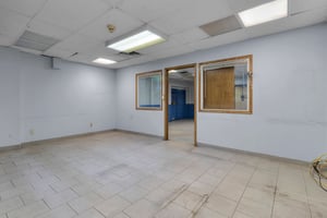 30904618
