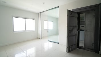 30904569