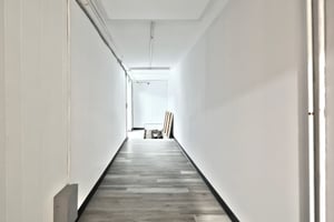 30905642