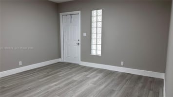 30923426