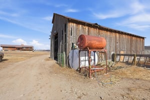 30943042