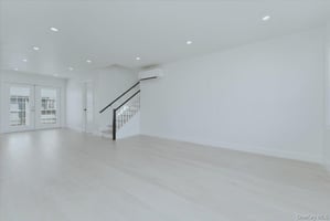 30944744