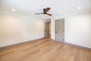 31084763