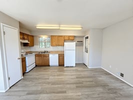 30957499