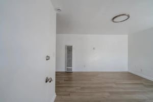 30962446