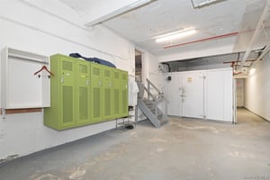 30968600