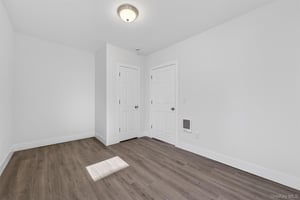 30981400