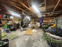 31065404