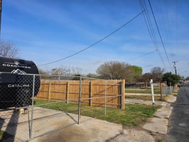 31078007