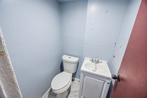 31095083